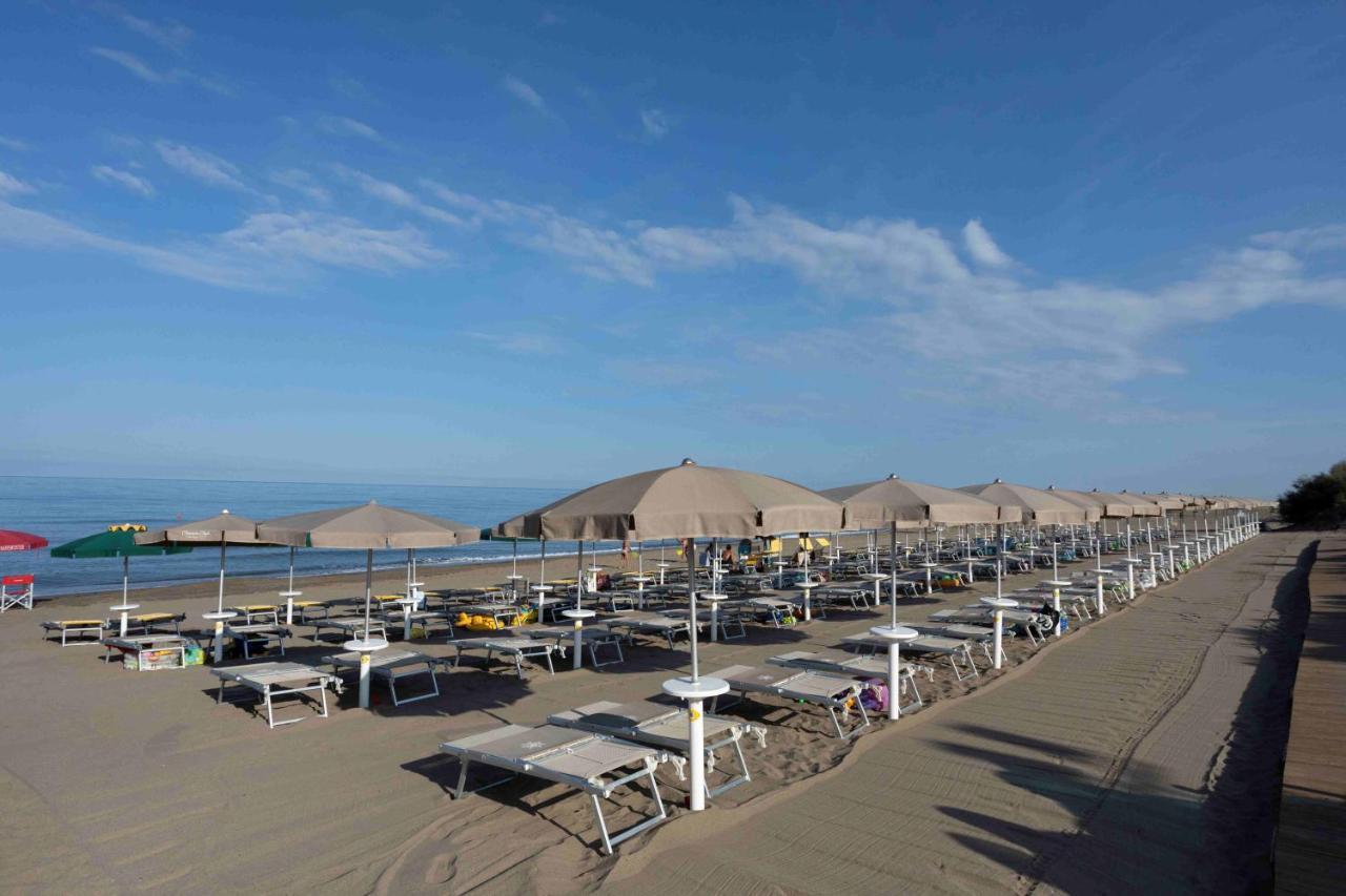 Canado Club Family Village Marina di Castagneto Carducci Exterior photo